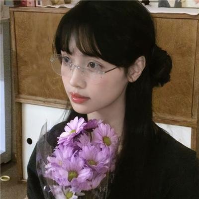 张雨薇